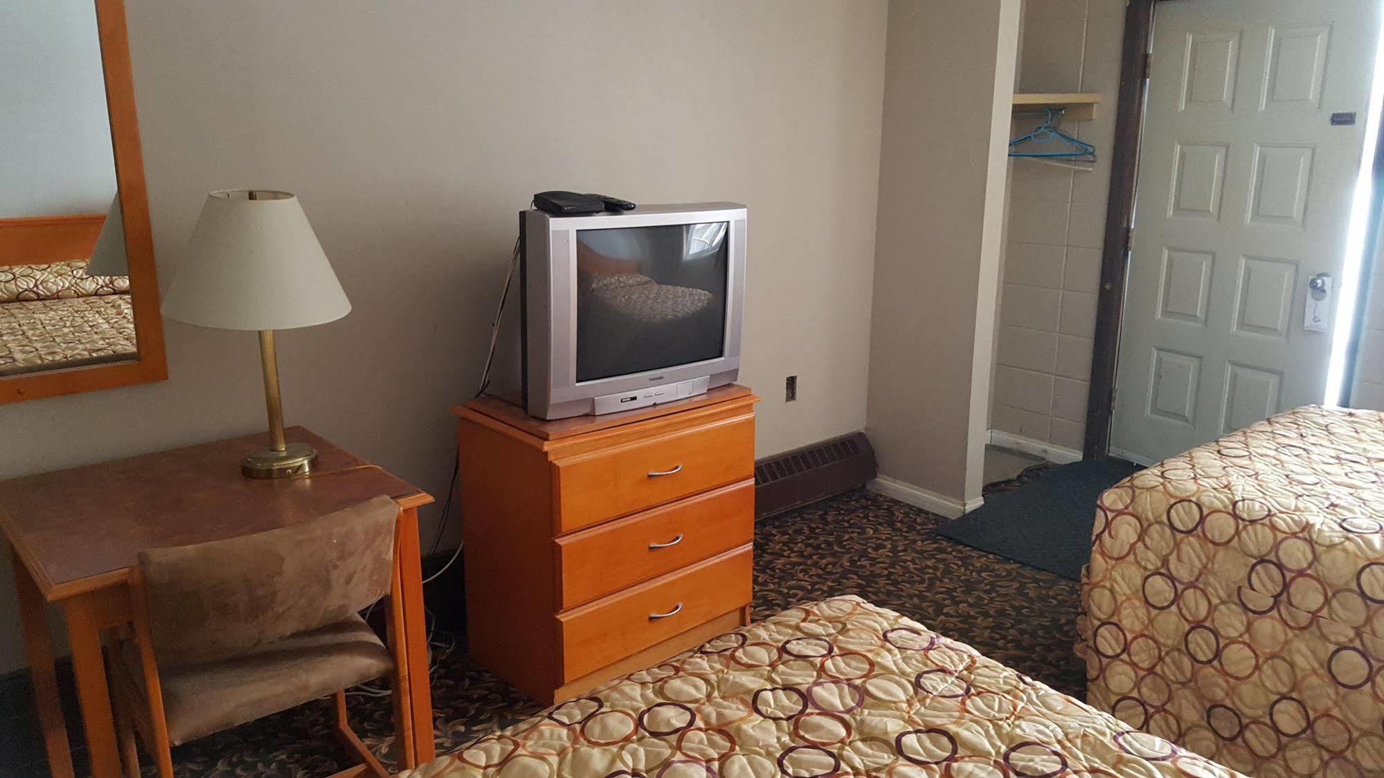 Aspen Motor Inn Drayton Valley Esterno foto