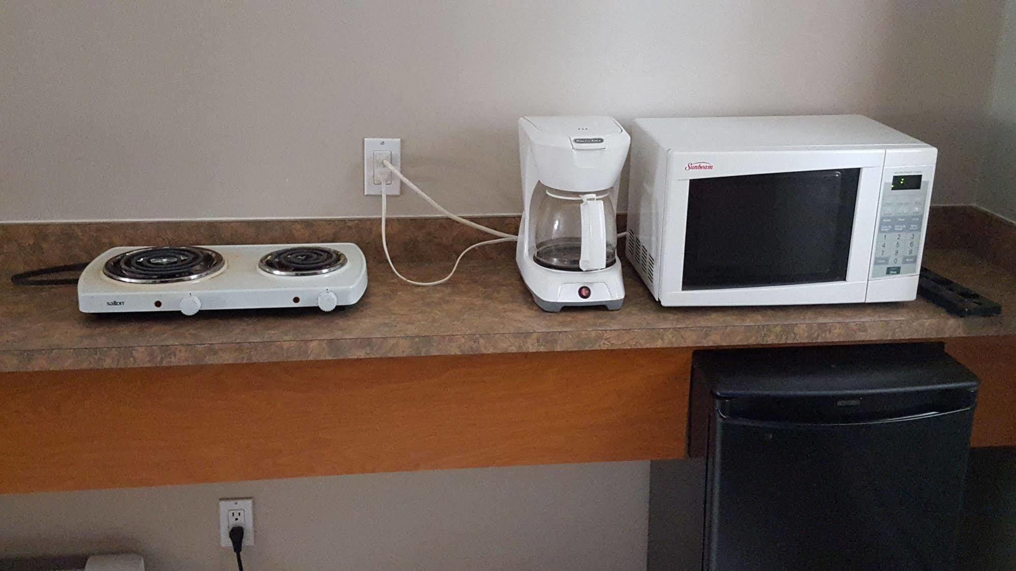 Aspen Motor Inn Drayton Valley Esterno foto